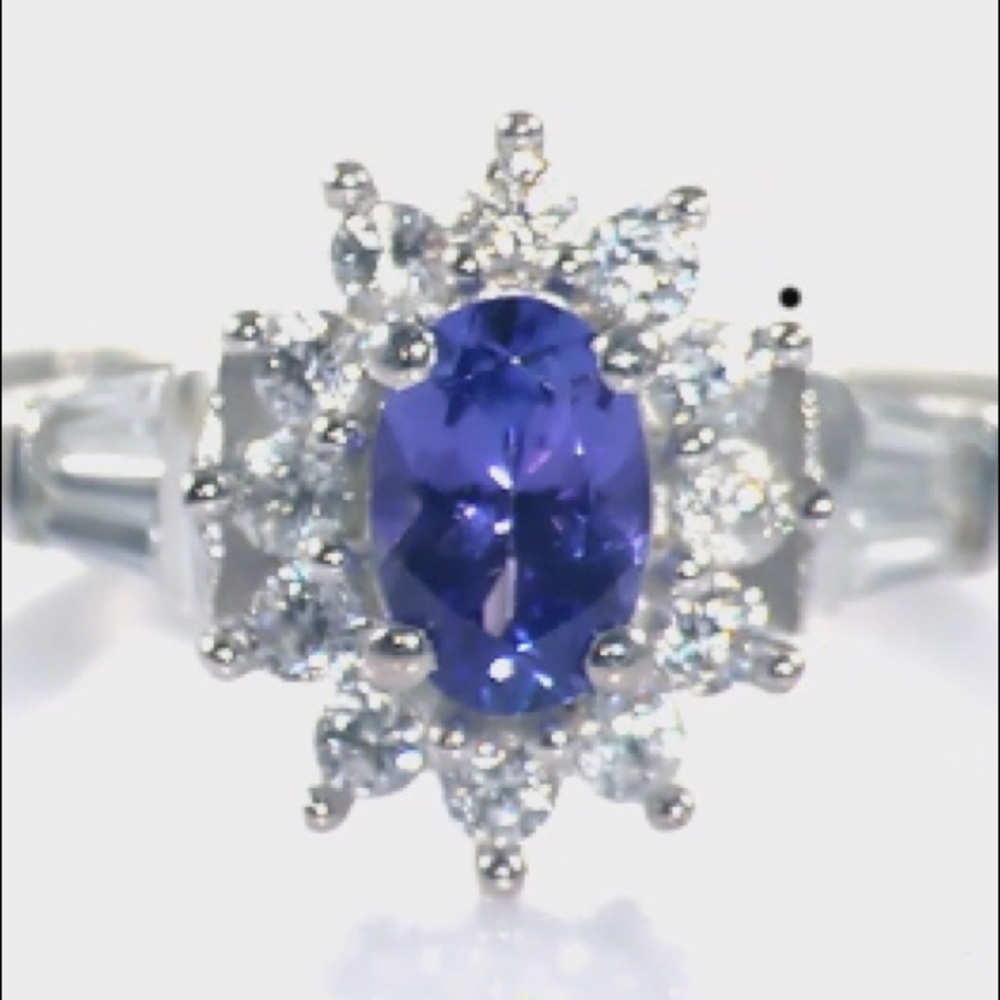 1.10ctw AAA Tanzanite & zircon ring